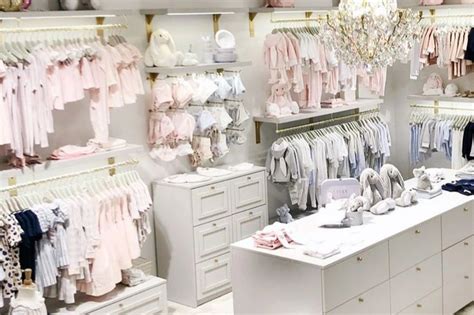 Chủ shop thời trang ở miền Bắc lo phá sản vì "mãi chưa thấy mùa đông ...