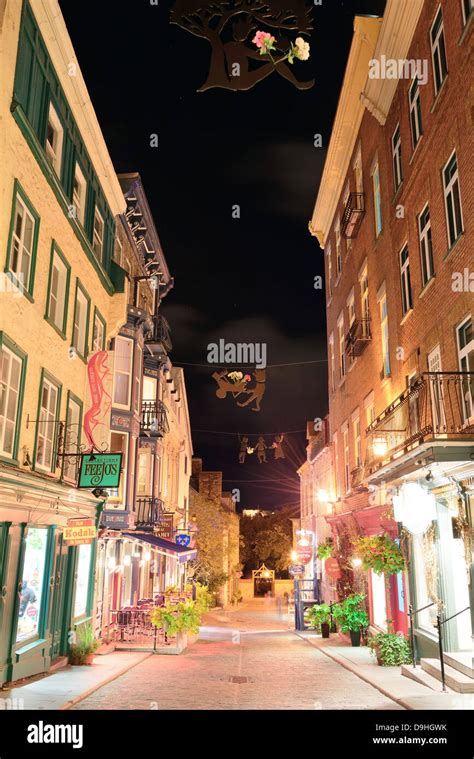 Old street at night Stock Photo - Alamy