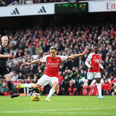 Arsenal Se Repone Con Goleada Al Crystal Palace