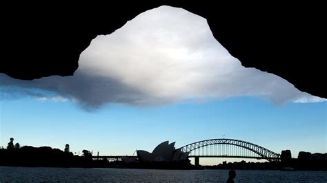 Sydney Weather City Shivers Through Coldest Day In 37 Years Herald Sun