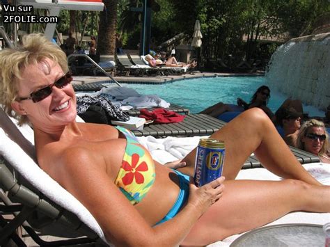 Voila une bien belle mature qu il ne faudrait pas décevoir car elle assure 2Folie