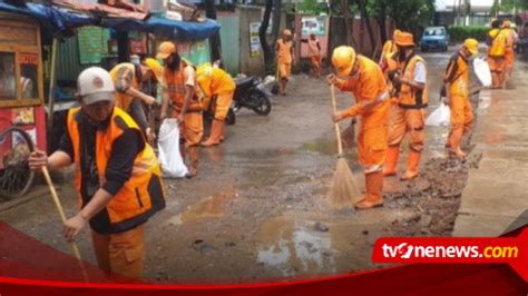 820 Pompa Dikerahkan Untuk Kuras Banjir Di Jakarta