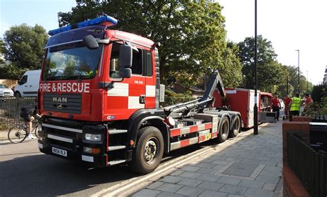 London Fire Brigade MAN Prime Mover With High Volume Pump Flickr