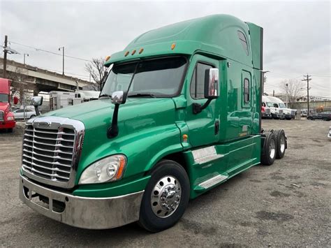 Used 2013 Freightliner Cascadia 125 For Sale In Jersey City NJ 07306