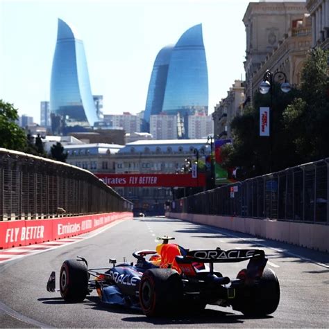 Circuito De Alta Velocidade E Retas Longas Coloca Red Bull Como