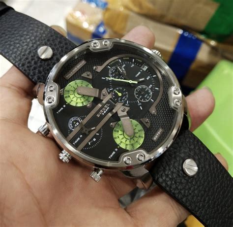 Jual Jam Tangan Diesel Gozilla 4 Time Baterai 1a Di Lapak Rajanya Jam