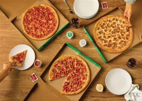 Marcos Pizza Debuts New Sausage Magnifico And Ultimate Magnifico