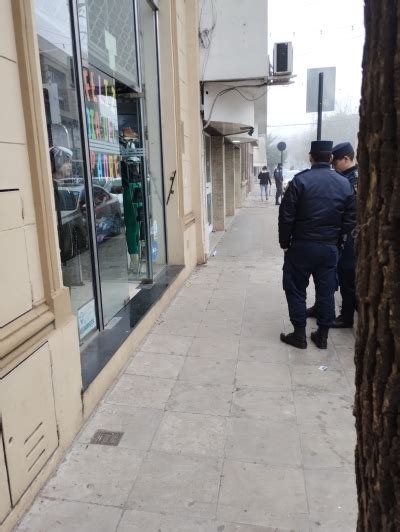 Ingresaron A Robar En Un Comercio Boliviano En Pleno Centro