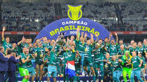 Palmeiras é campeão em arrancada heroica e conquista seu 12º título do