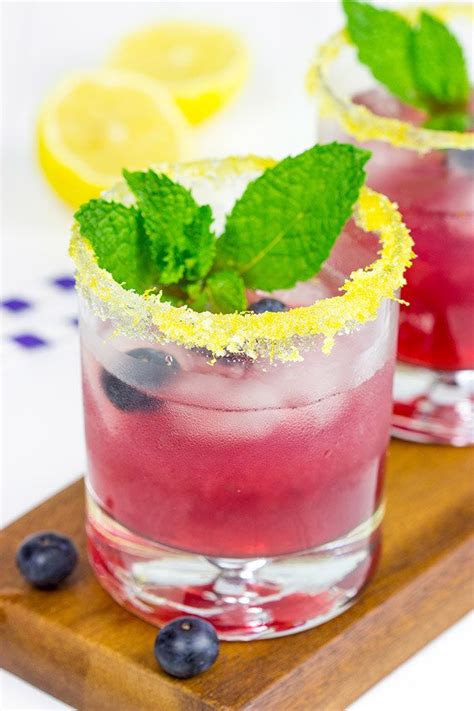 16 Easy Cocktails Inspired By Summer Fruits Summer Fruit Cocktails