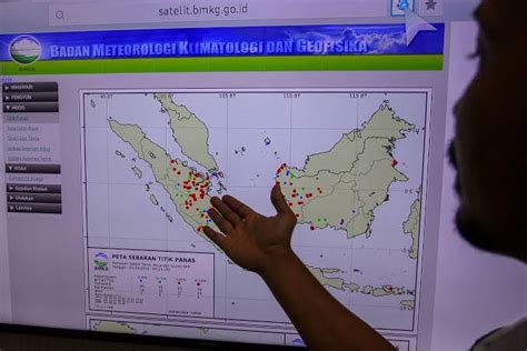 Sabtu Pagi Hotspot Terdeteksi Di Riau Titik Api Nihil