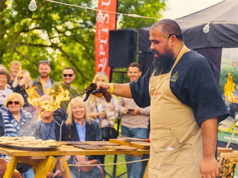 food festivals glorious food festivals  year   wales buzz