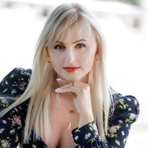 Pretty Lady Olga 44 Yrs Old From Khmelnytskyi Ukraine I Am A Bright