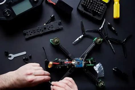 Things To Know About FPV Drone Kits - DroidMen