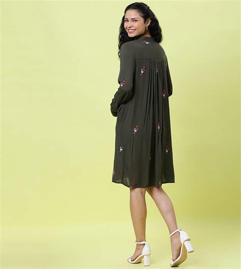 Buy His And Hers Embroidered Knee Length Shirt Dress In Green 6thstreet Uae