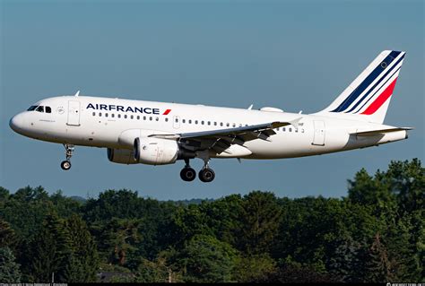 F GRHF Air France Airbus A319 111 Photo By Niclas Rebbelmund ID