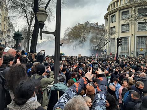 Manifestation du 23 mars mobilisation record et incidents à Paris