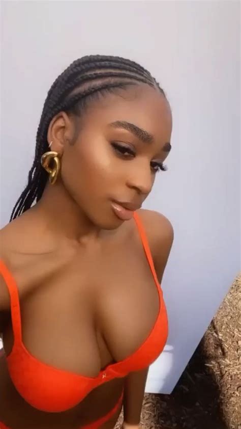 Normani Big Tits Cleavage Fappenist