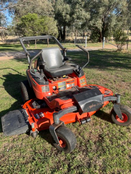 Lot 136 Kubota ZD72 Mower AuctionsPlus