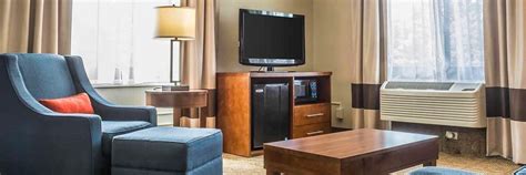 Niagara Falls Hotel Rooms | Comfort Inn The Pointe Niagara