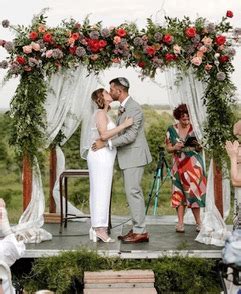 Chuppah Mandap Wedding Arch Acrylic Chuppah Rentals Gta Mississauga