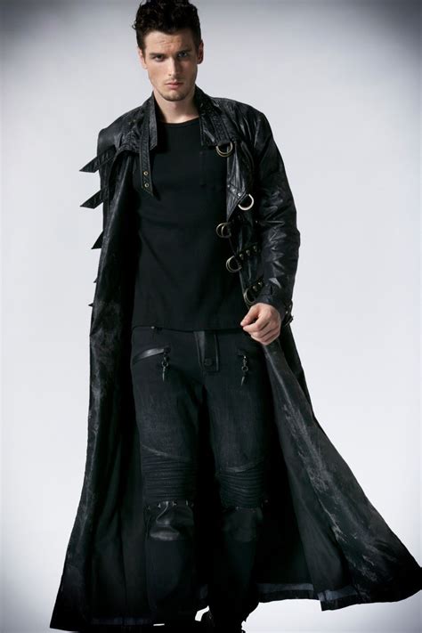 I must admit, I love this look, especially for an assassin, shifter or ...