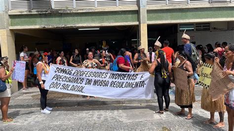 Indígenas ocupam Centro Administrativo em João Pessoa em protesto nesta