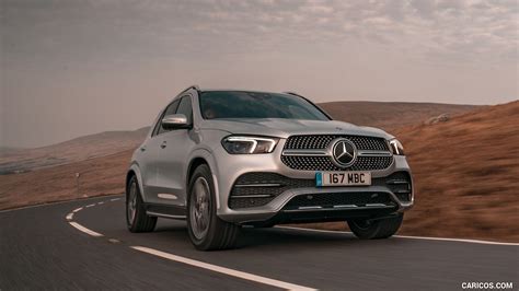 2020 Mercedes Benz Gle 300d Uk Spec Front Three Quarter Caricos