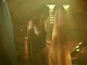 GANZ UNTEN GANZ OBEN NUDE SCENES AZNude