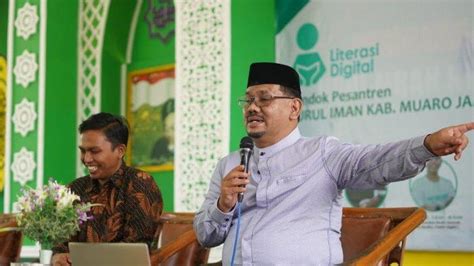 Rekam Jejak Prof Asad Isma Rektor Uin Sts Jambi Yang Baru Saja