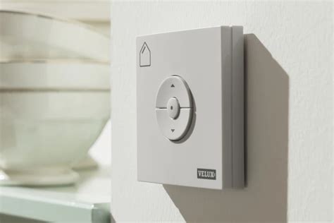 Velux KLI 310 Universal Wall Switch KLI 310 INTEGRA Remote