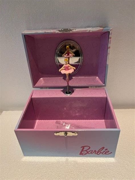 Coffre à bijoux Barbie Aux P tits Cados Là où chaque moment trouve son présent