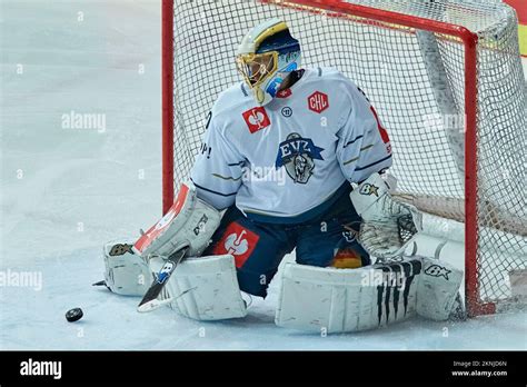 Champions Hockey League Rb M Nchen Vs Ev Zug Genoni Leonardo