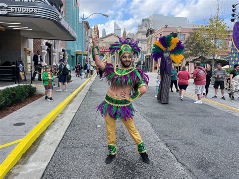 Photos Video Elements Themed 2024 Mardi Gras Parade At Universal