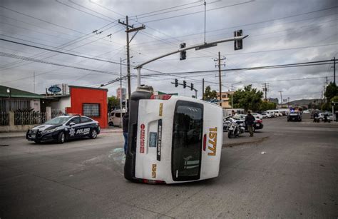 Taxi De Ruta Se Vuelca Tras Ser Chocado TJNoticias