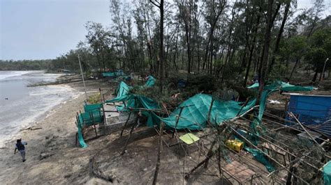 Kashid Beach A Tourist Spot Ravaged By The Storm Hindustan Times