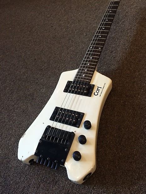 Cort Licensed Steinberger Headless Guitar 80s Whiie Reverb