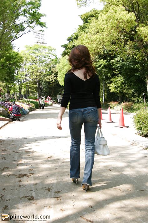 Asian Girl In Jeans Candid Porn Pictures Xxx Photos Sex Images Pictoa