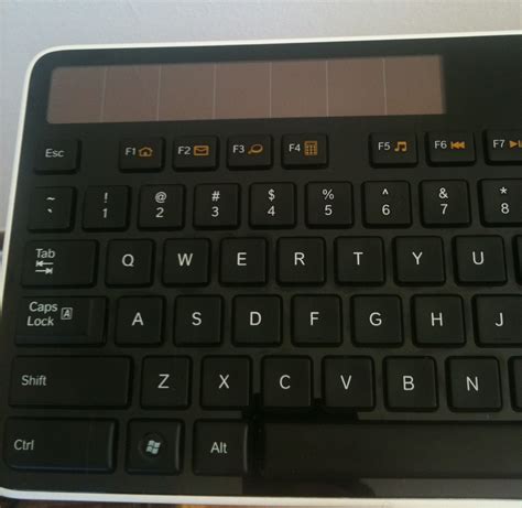 TNW Review: Logitech Wireless Solar Keyboard K750