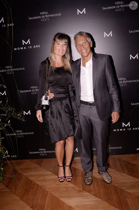 Photo Exclusif Nagui avec sa femme Mélanie Page Moma Group fête