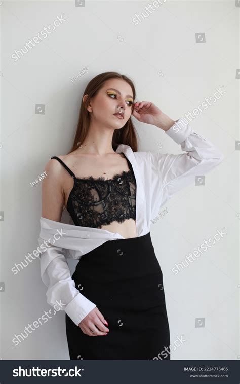 Portrait Sexy Woman Large Earrings Brunette Stock Photo Shutterstock