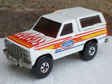 Hot Wheels Ford Bronco Inf Inet