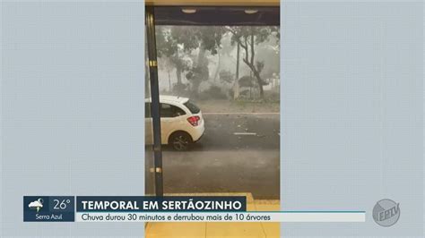 Pancada De Chuva Ventos De At Km H Derruba Poste E Ao Menos