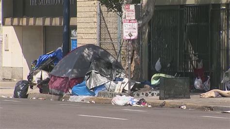 Downtown San Diego Residents Say Homeless Problem Keeps 40 Off