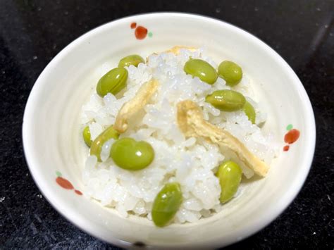 冷凍枝豆でいつでもお手軽に！枝豆ご飯 レシピ・作り方 By かあちゃんごはん♡ 楽天レシピ