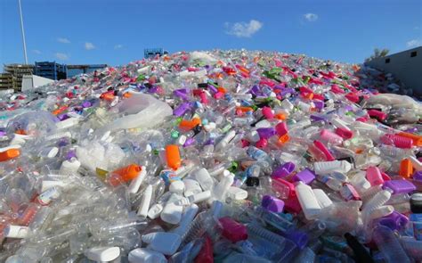 Environnement Milliards De Tonnes De Plastique A Repr Sente