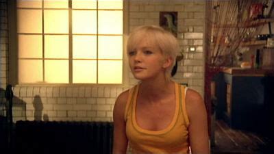 Primeval 1.02 - Hannah Spearritt Image (7878069) - Fanpop