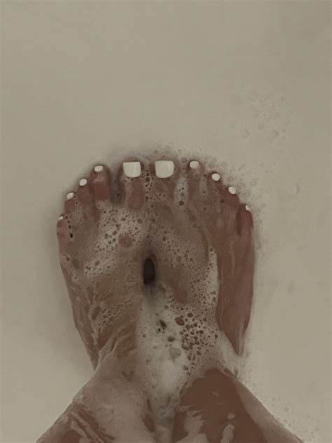 My little soapy white toes see more on feet finder onesizesmaller : r