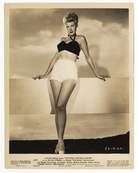 Hot Sexy Binnie Barnes Bikini Pics