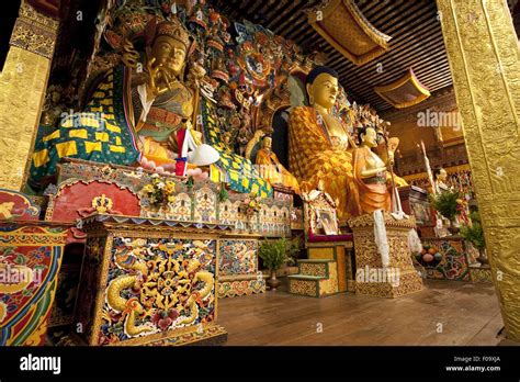 Buddha Statue In Punakha Dzong Hi Res Stock Photography And Images Alamy